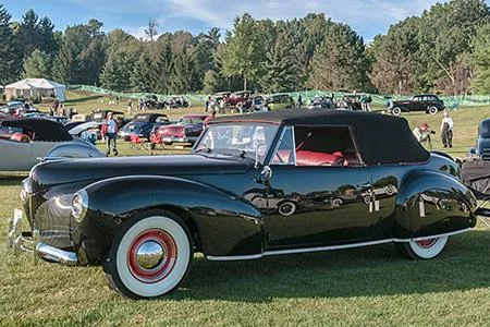 1940 Lincoln Zephyr Continental Cabriolet